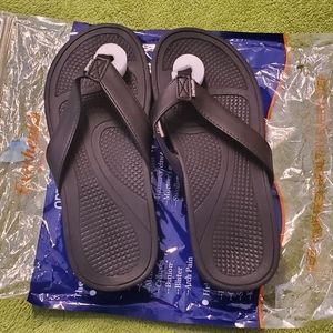 Everhealth Flip Flop Sandals